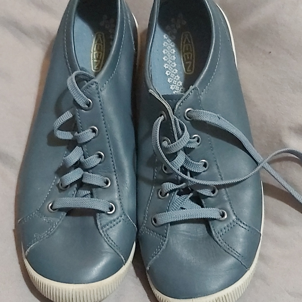Keen shoes